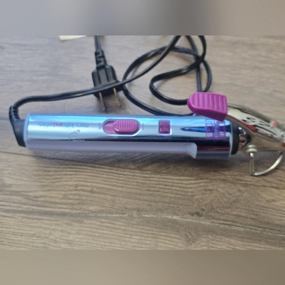 Mary-Kate And Ashley Vintage Spiral Curling Iron Wand Hair Tool Fun Party